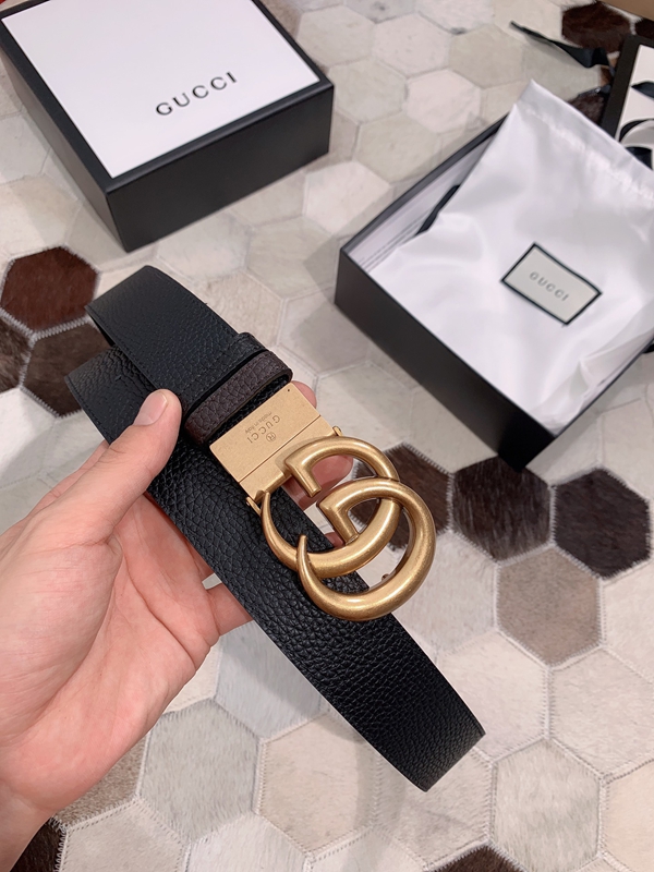 スーパーコピーグッチベルト背面デザイン